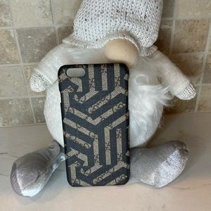 Gucci iPhone 7 Plus case.